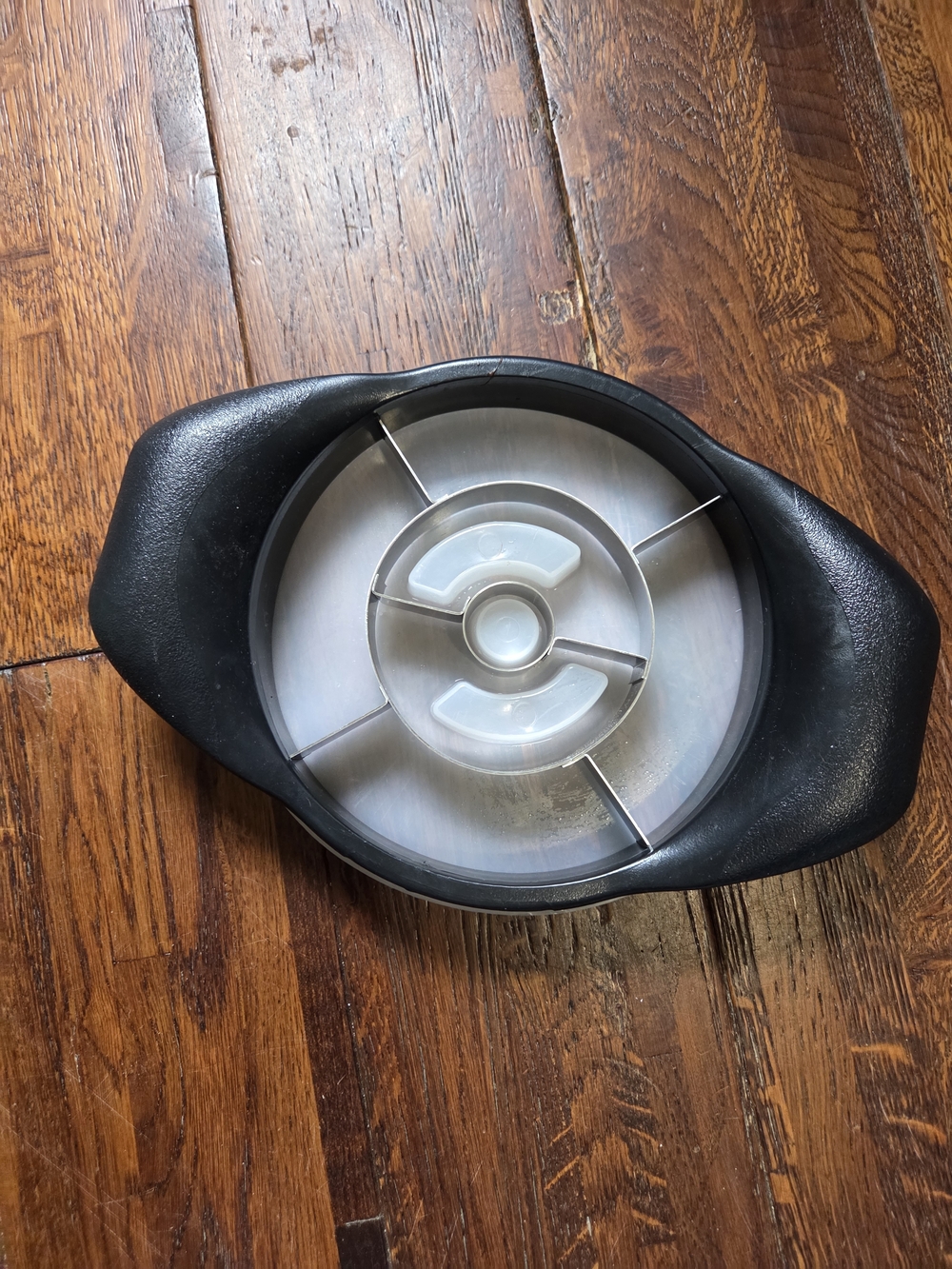 Pampered Chef Pineapple Corer Slicer with Handles